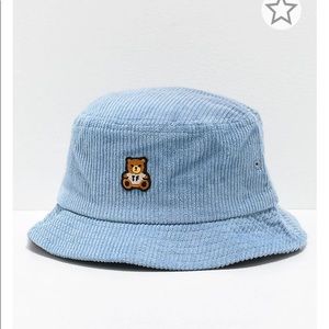 BLUE TEDDY BEAR BUCKET HAT